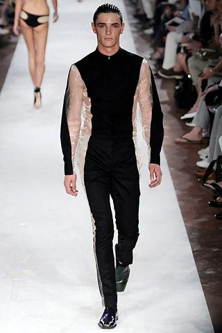 Look 30
